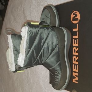 Merrell Women's Boots 👢👢